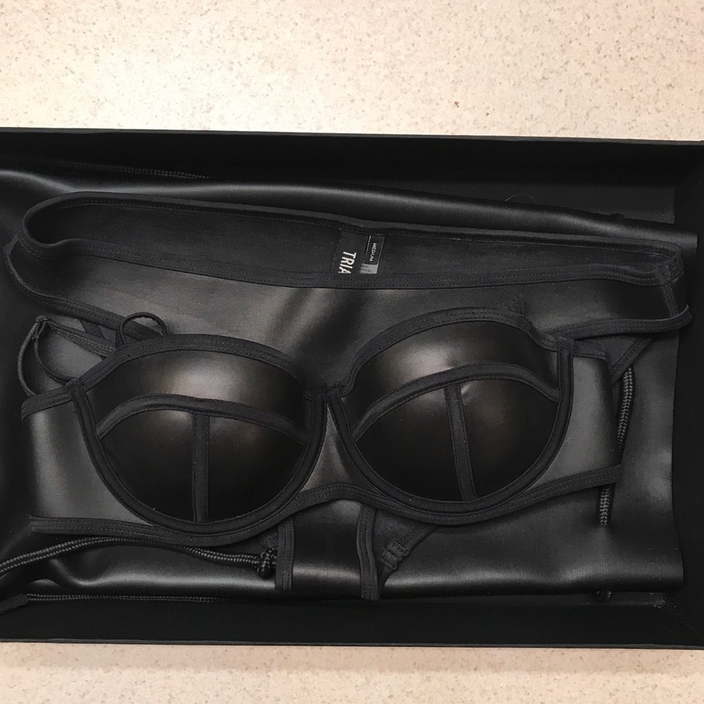 TRIANGL BIKINI